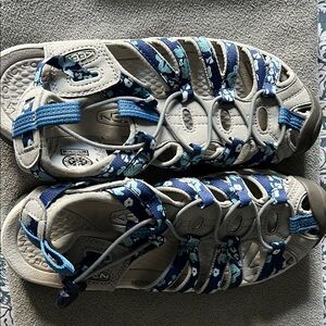 Keen Women's Blue and Gray Sandals